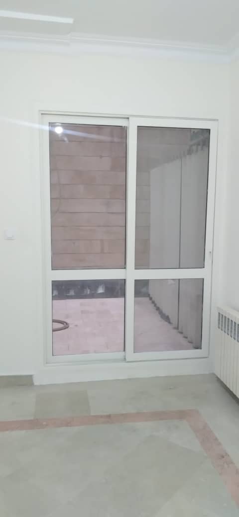 جردن ۱۲۰متر رو به آفتاب بالکن