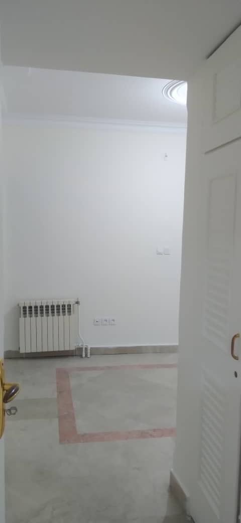 جردن 120متر همکف نورگیر