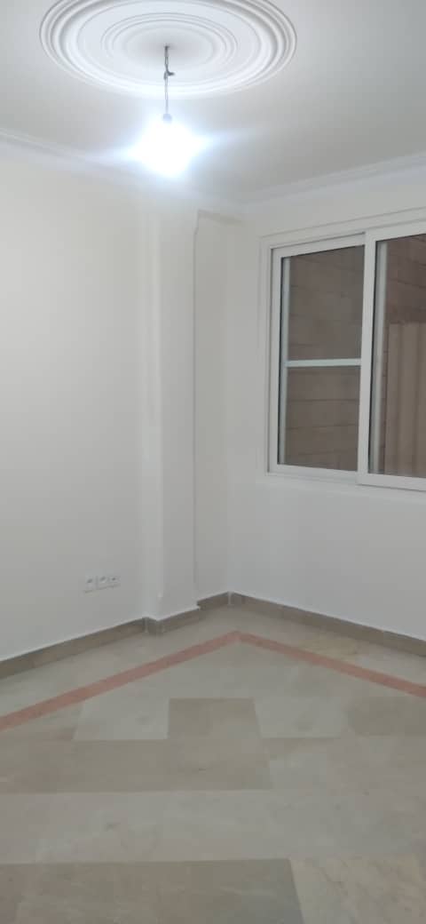 جردن 120متر همکف نورگیر