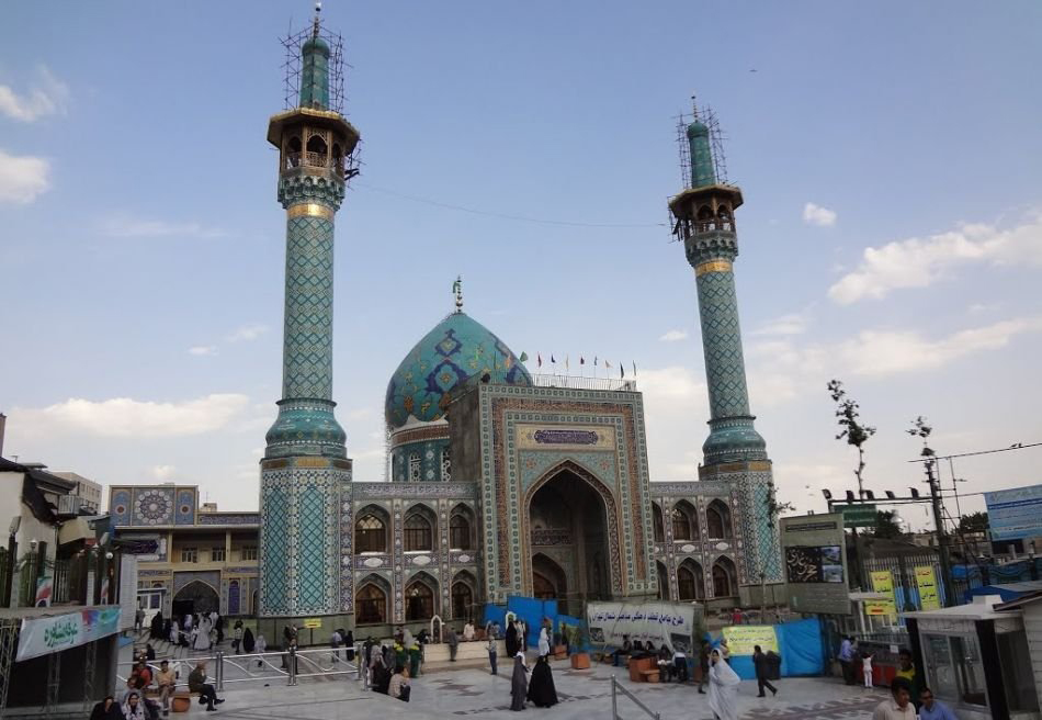 امامزاده صالح در محله تجریش تهران - سیب ملک